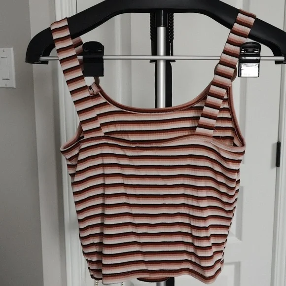 Tanktop - Picture 4 of 7